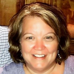 Meet your Posher, Roxanne